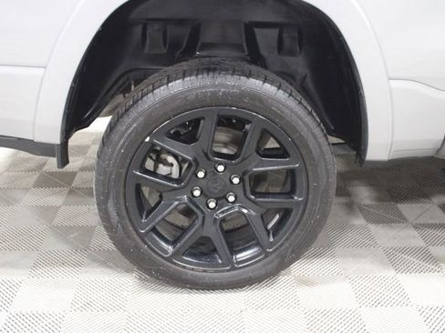 Used 2021 RAM 1500 Laramie AWD/4WD image 45