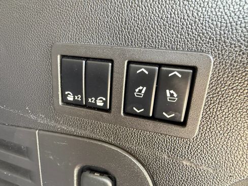 Used 2015 GMC Yukon SLT RWD image 37