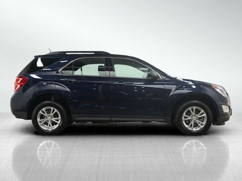 Used 2017 Chevrolet Equinox LT w/ Convenience Package AWD/4WD image 6