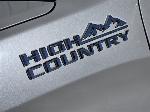 Used 2019 Chevrolet Silverado 1500 High Country w/ Technology Package image 21