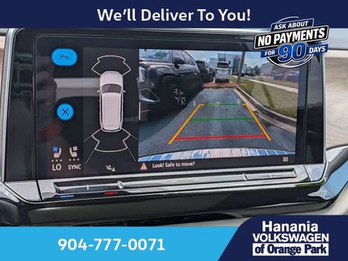 Used 2026 Volkswagen Atlas SE FWD image 25