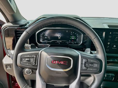 Used 2025 GMC Sierra 1500 SLT RWD image 14