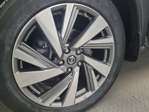 Used 2019 Nissan Murano SL w/ Cargo Package image 31