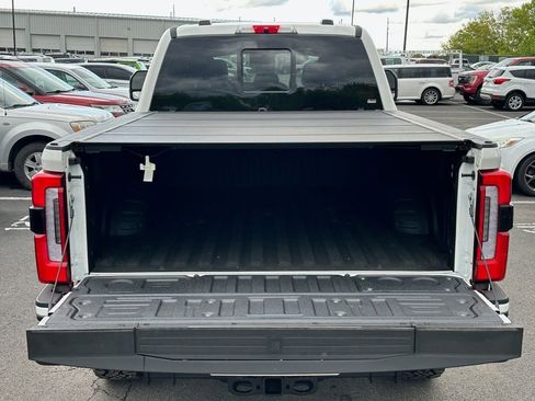New 2026 Ford F350 Platinum w/ Tremor Off-Road Package AWD/4WD image 28
