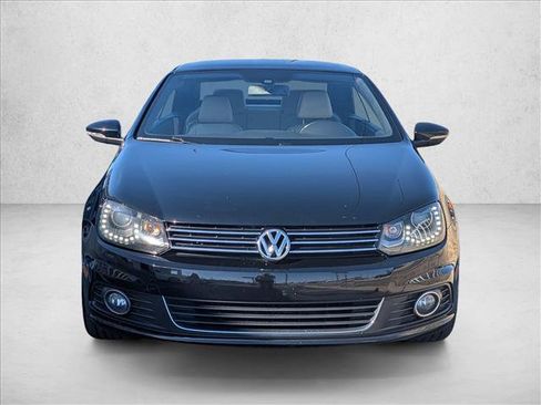 Used 2012 Volkswagen Eos Executive image 2