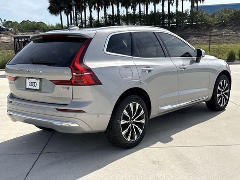 Used 2023 Volvo XC60 B5 Plus AWD/4WD image 11