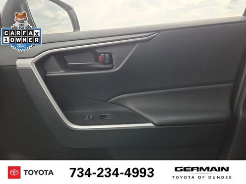 Used 2025 Toyota RAV4 LE image 32