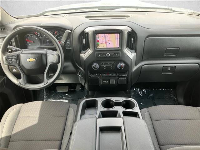 Used 2026 Chevrolet Silverado 1500 Custom w/ LPO, Dark Essentials Package RWD image 18