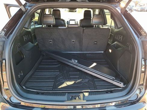Used 2022 Ford Edge ST w/ Cargo Accessory Package image 28