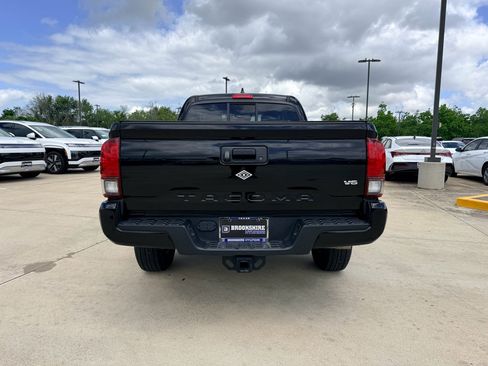 Used 2023 Toyota Tacoma SR RWD image 6
