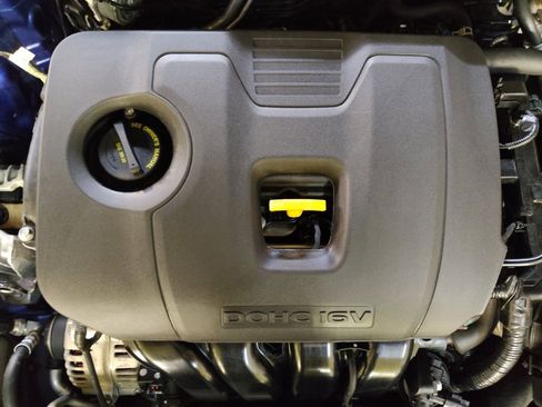 Used 2023 Kia Forte LXS w/ LXS Technology Package image 30