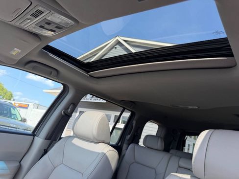 Used 2011 Honda Pilot EX-L image 32
