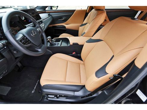 Used 2025 Lexus ES 350 w/ Premium Package image 11