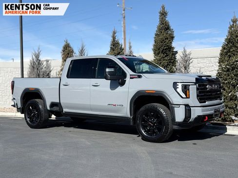 Used 2024 GMC Sierra 2500 AT4 w/ AT4 Premium Plus Package image 12