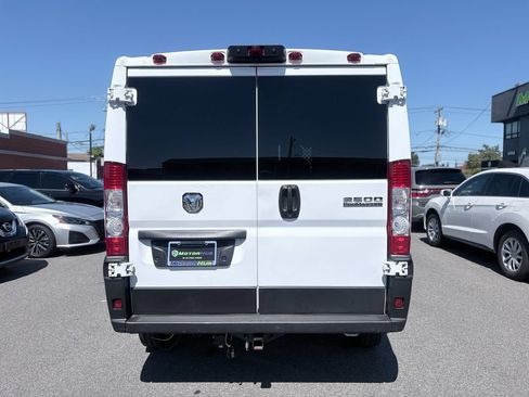 Used 2023 RAM ProMaster 2500 FWD image 11