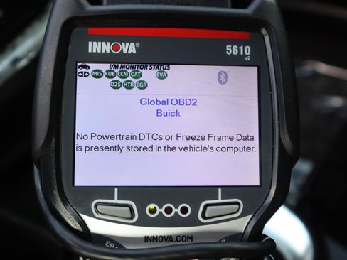 Used 2015 Buick Encore FWD image 24