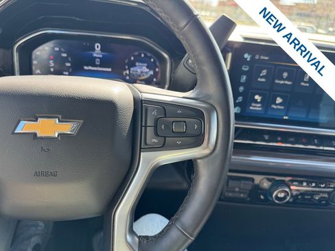 Used 2025 Chevrolet Silverado 2500 LT w/ Convenience Package image 22