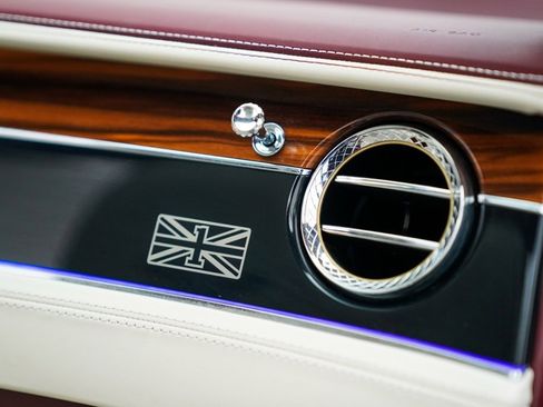 Used 2020 Bentley Continental GT image 54