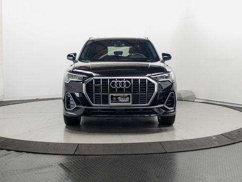 Used 2021 Audi Q3 2.0T Premium Plus w/ Premium Plus Package AWD/4WD image 2