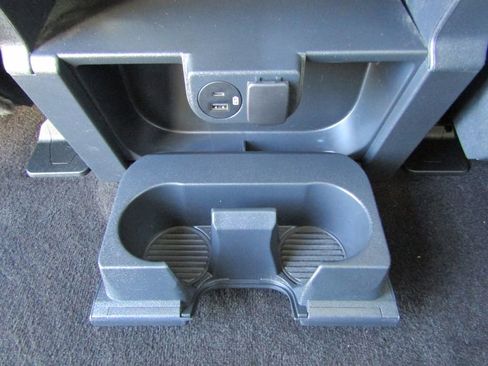 Used 2022 Ford F150 XLT w/ Equipment Group 302A High image 33