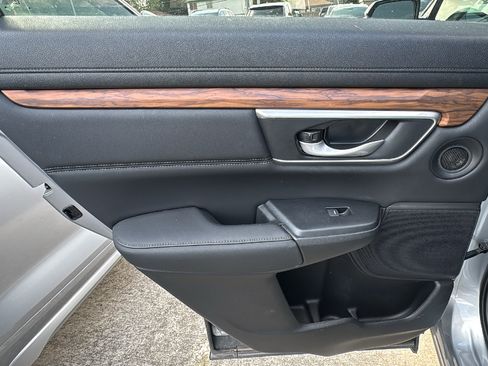 Used 2020 Honda CR-V EX-L image 19