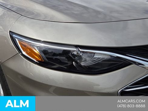 Used 2024 Chevrolet Malibu LT FWD image 23
