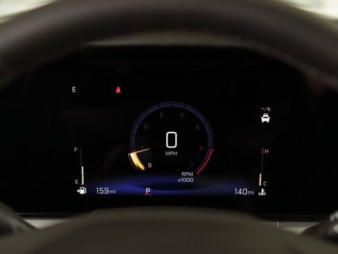 Used 2025 Chevrolet Trax LT w/ Driver Confidence Package image 11