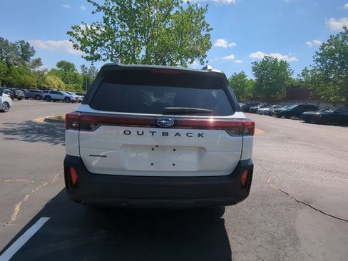 Used 2026 Subaru Outback Touring XT AWD/4WD image 4