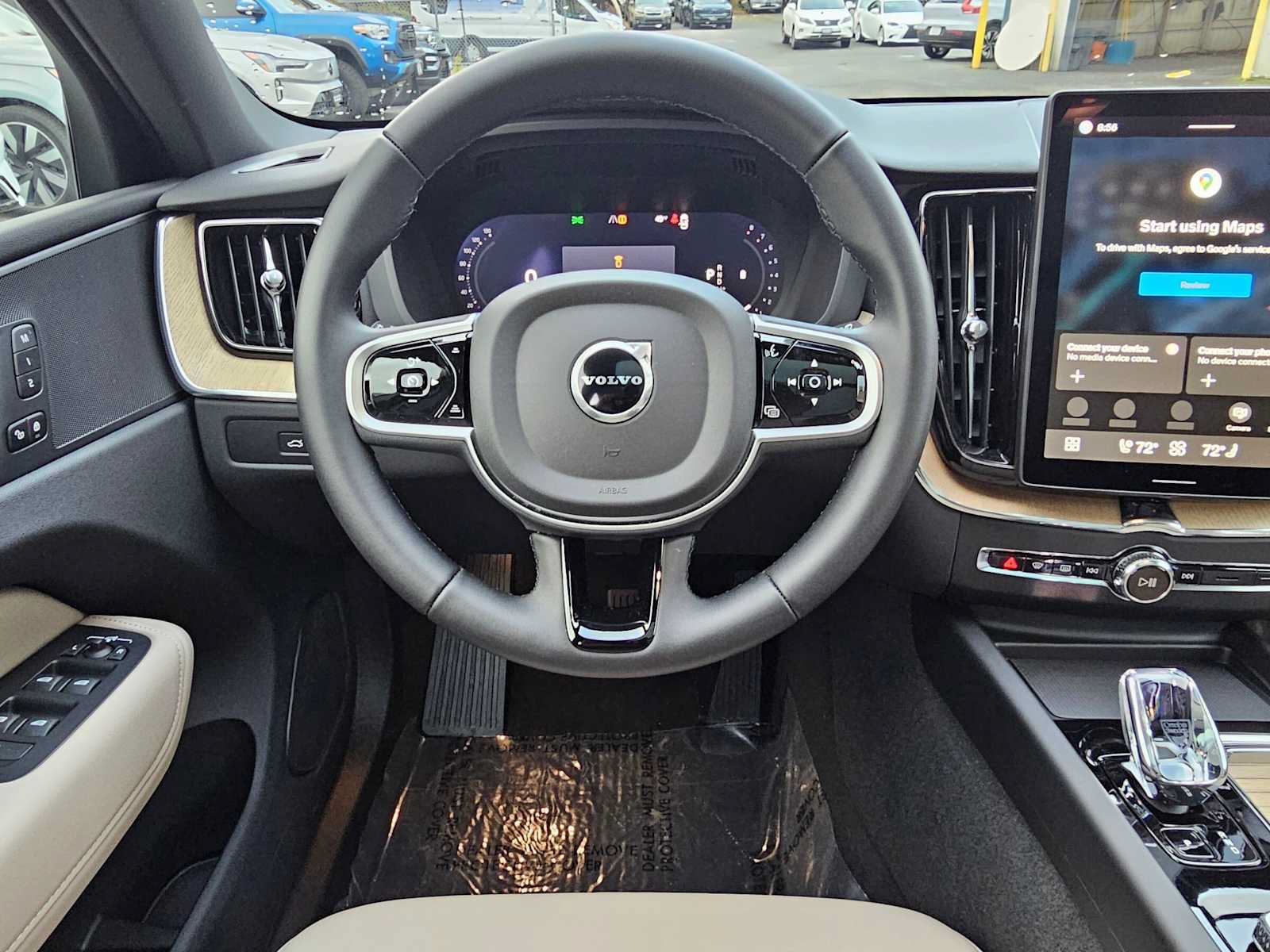 Used 2026 Volvo XC60 B5 Plus w/ Climate Package AWD/4WD image 19