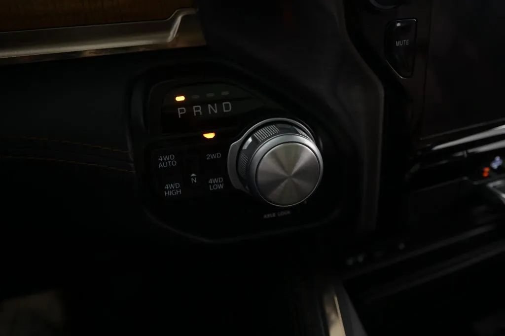 Used 2019 RAM 1500 Limited AWD/4WD image 28