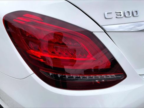 Used 2021 Mercedes-Benz C 300 Sedan image 28