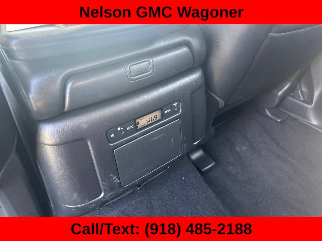 Used 2021 Nissan Armada SL w/ Captain's Chairs Package RWD image 13