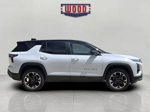 New 2026 Chevrolet Equinox LT AWD/4WD image 2