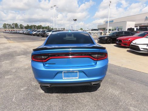 Used 2023 Dodge Charger SXT w/ Blacktop Package RWD image 13