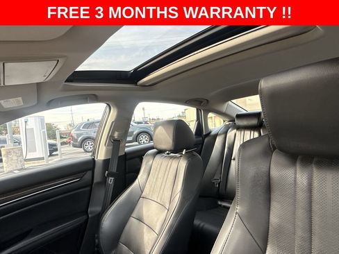 Used 2021 Honda Accord Touring image 21