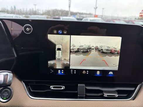 New 2026 Chevrolet Equinox ACTIV w/ Safety and Technology Package AWD/4WD image 25