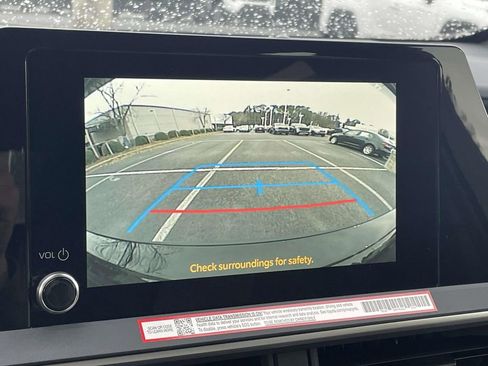 New 2026 Toyota Prius XLE image 38