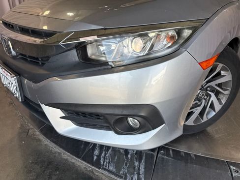 Used 2017 Honda Civic EX image 7