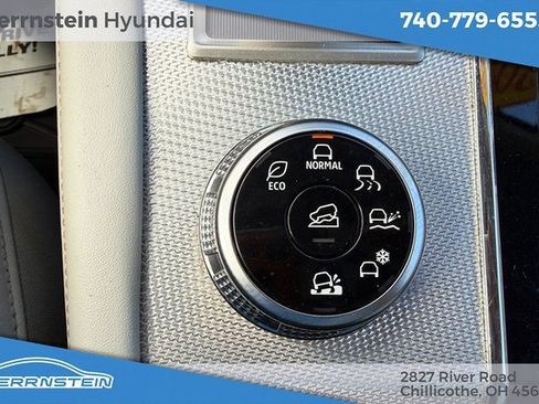 Used 2022 Mitsubishi Outlander SEL image 19