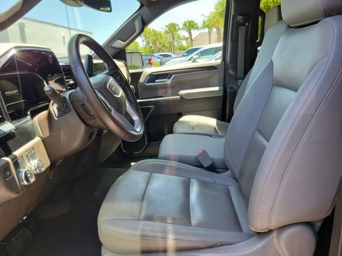 Used 2025 GMC Sierra 1500 SLT RWD image 9