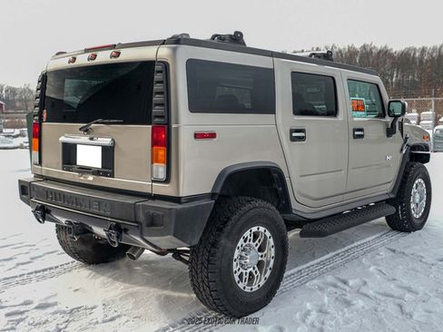 Used 2003 HUMMER H2 w/ Preferred Equipment Group image 8