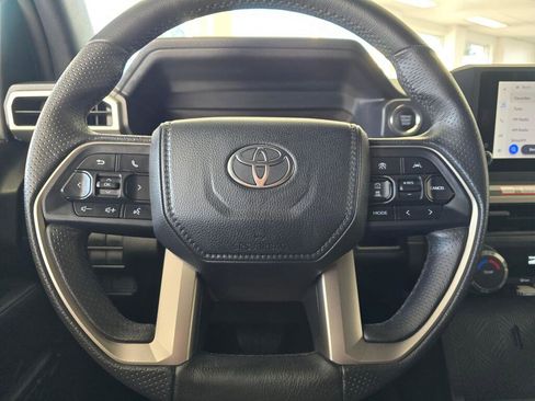 Used 2025 Toyota 4Runner SR5 image 26