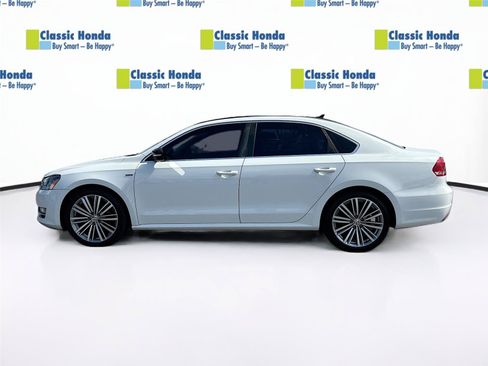 Used 2015 Volkswagen Passat 1.8T Sport FWD image 4