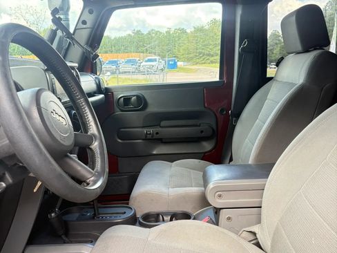 Used 2008 Jeep Wrangler Unlimited Rubicon w/ PWR Convenience Group AWD/4WD image 36