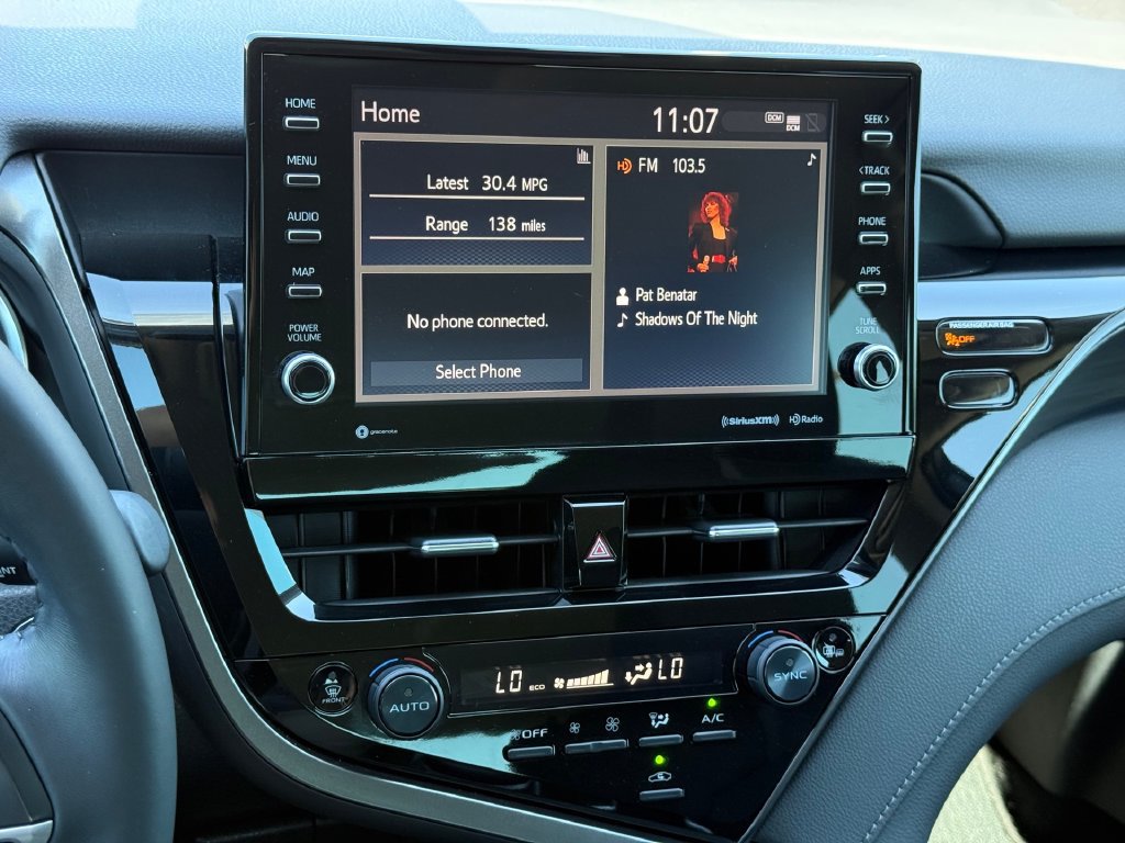 Certified 2021 Toyota Camry XLE FWD image 14