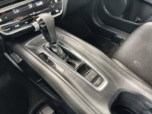 Used 2021 Honda HR-V EX image 21