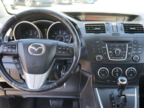 Used 2015 MAZDA MAZDA5 Grand Touring FWD image 16