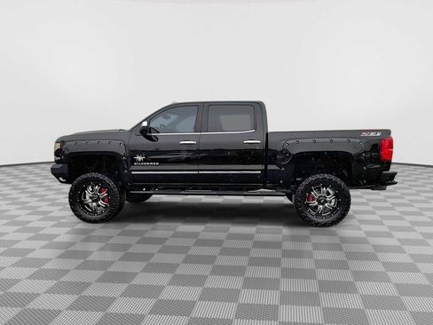 Used 2017 Chevrolet Silverado 1500 LTZ Z71 w/ LTZ Plus Package AWD/4WD image 5