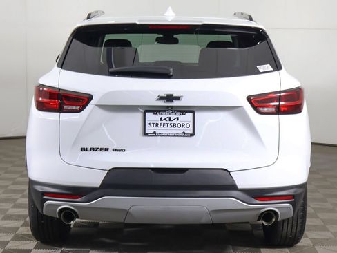 Used 2023 Chevrolet Blazer LT w/ LPO, Black Grille Bar Package AWD/4WD image 12