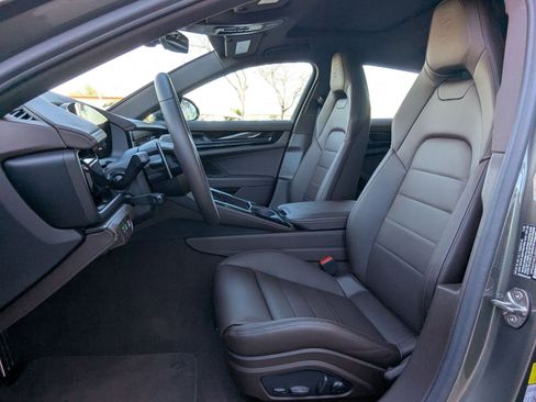 New 2026 Porsche Panamera image 5